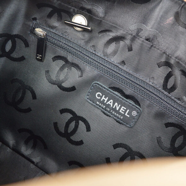 CHANEL 2004-2005 Cambon Ligne Bowling Bag Beige Calfskin