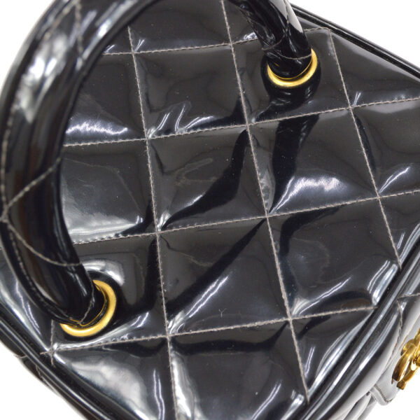 CHANEL 1995 Heart Mirror Vanity Handbag Black Patent Leather