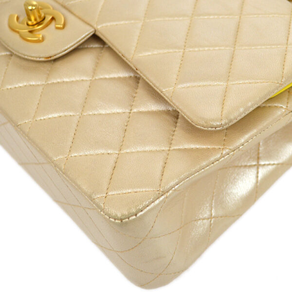 CHANEL 2000-2001 Classic Flap