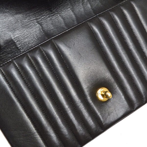 CHANEL 1991-1994 Vertical Classic Single Flap Medium