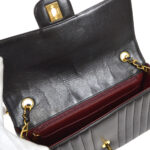 CHANEL 1991-1994 Vertical Classic Single Flap Medium