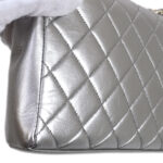 CHANEL 1996-1997 Flap Handbag