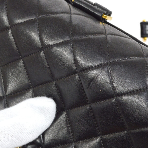 CHANEL 1996-1997 Medium Classic Flap Backpack
