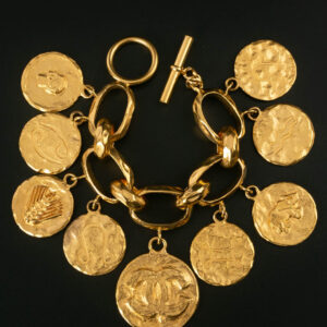 Bracelet à breloques Chanel Printemps 1994