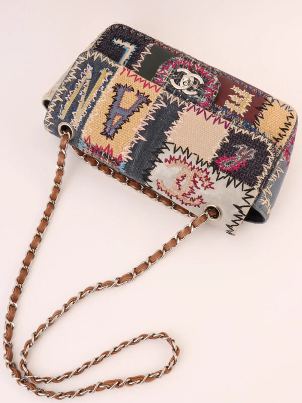 CHANEL Around 2012 Made Denim Patchworks Turn-Lock Chain Bag Indigo/Multi
