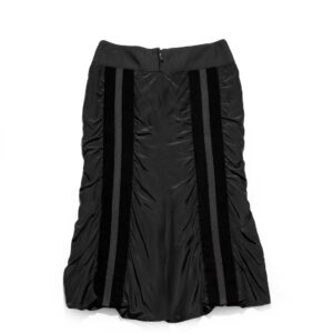 Yves-Saint-Laurent-Taffeta-Skirt-Black-2_c6ed7b76-ef95-4081-b954-62391bd070da