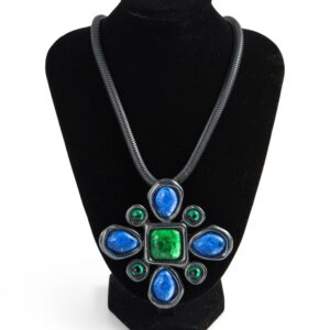 Yves-Saint-Laurent-Vintage-Gripoix-Cabochon-Glass-Necklace-Green-Blue-2