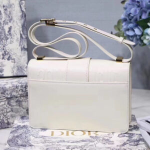 Dior 30 Montaigne Shoulder Bag In White Calfskin