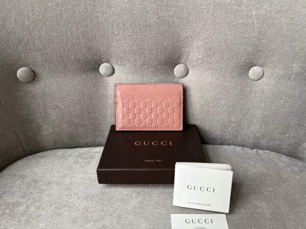 Gucci Pale Pink Guccissima Card Holder ( 225)